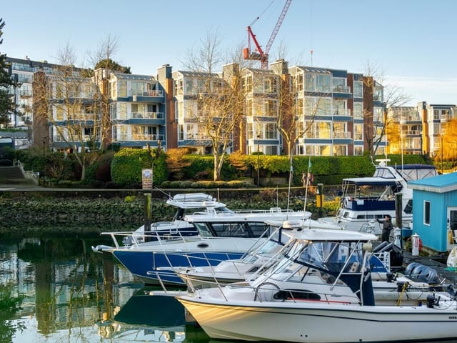 Apartment for sale in Vancouver, Vancouver West, 302 1502 Island Park Walk, 263141448 | Realtylink.org