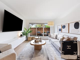 Apartment for sale in Vancouver, Vancouver East, 105 1440 E Broadway, 263141516 | Realtylink.org