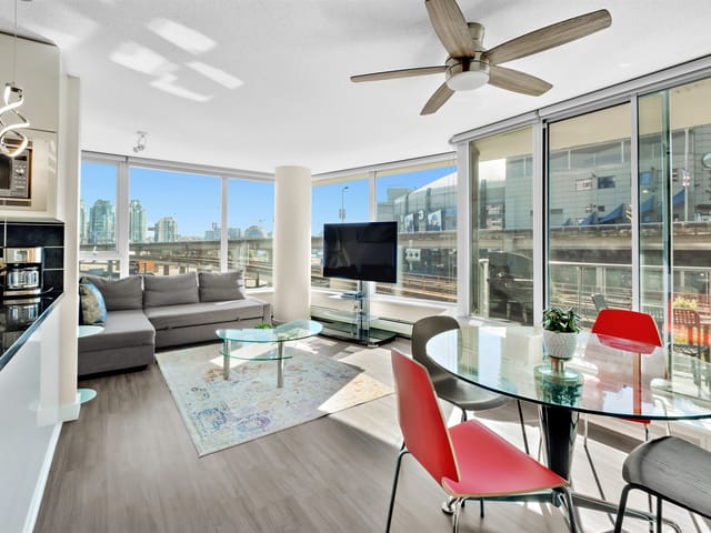 Apartment for sale in Vancouver, Vancouver West, 305 689 Abbott Street, 263141524 | Realtylink.org