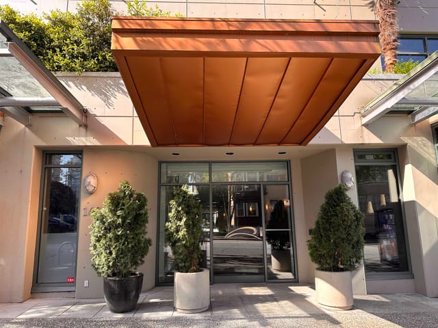 Apartment for sale in Vancouver, Vancouver West, 214 1688 Robson Street, 263141564 | Realtylink.org