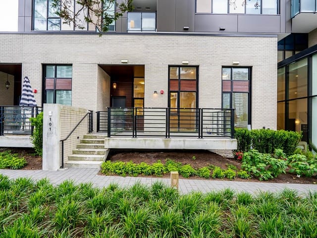 Townhouse for sale in Surrey, North Surrey, 101 10333 133 Street, 263141699 | Realtylink.org