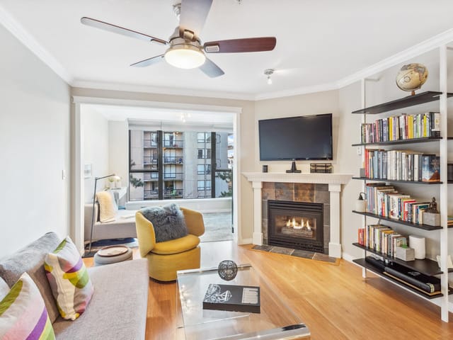 Apartment for sale in North Vancouver, North Vancouver, 206 175 E 10th Street, 263141730 | Realtylink.org