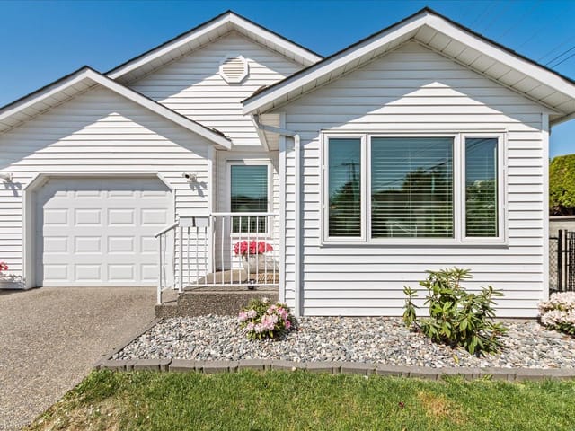House for sale in Chilliwack, Chilliwack, 1 46244 Brooks Avenue, 263141840 | Realtylink.org