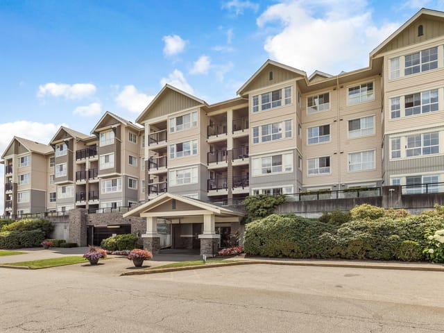 Apartment for sale in Pitt Meadows, Pitt Meadows, 317 19673 Meadow Gardens Way, 263141876 | Realtylink.org
