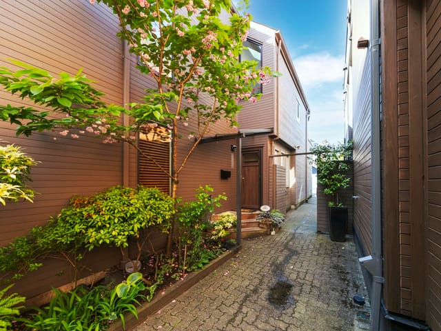 1/2 Duplex for sale in Vancouver, Vancouver West, 1951 Creelman Avenue, 263141912 | Realtylink.org