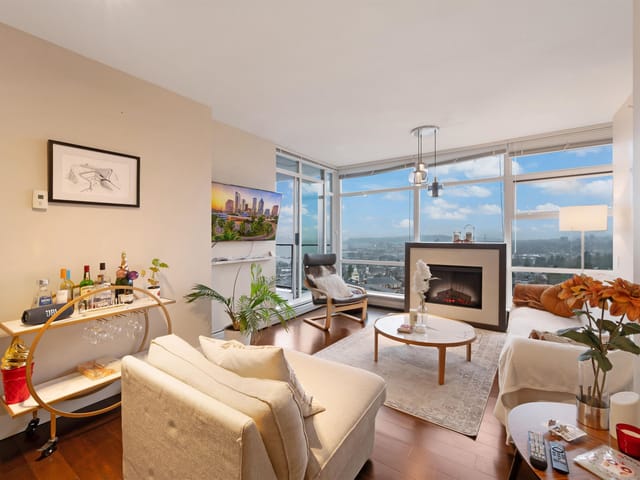 Apartment for sale in North Vancouver, North Vancouver, 1304 1320 Chesterfield Avenue, 263141938 | Realtylink.org
