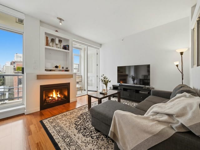Apartment for sale in Vancouver, Vancouver West, 306 2055 Yukon Street, 263141998 | Realtylink.org