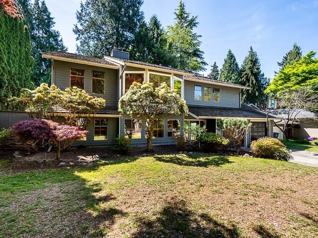 House for sale in Surrey, South Surrey White Rock, 12710 19 Avenue, 263142008 | Realtylink.org