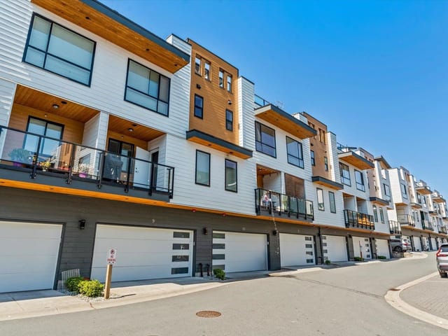 Recreational Property for sale in Surrey, Surrey, 10 16511 Watson Drive, 263142063 | Realtylink.org