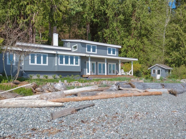 House for sale in Roberts Creek, Sunshine Coast, 1905 Lower Road, 263142216 | Realtylink.org