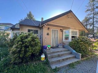 House for sale in Surrey, South Surrey White Rock, 2127 King George Boulevard, 263142258 | Realtylink.org