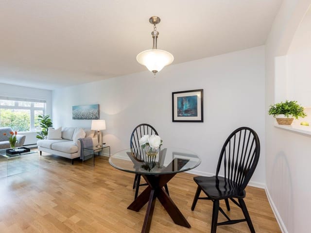 Apartment for sale in North Vancouver, North Vancouver, 201 2800 Chesterfield Avenue, 263142264 | Realtylink.org