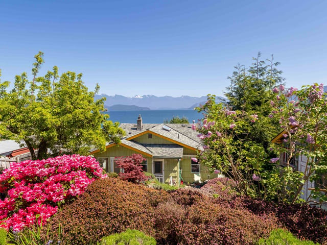 House for sale in Gibsons, Sunshine Coast, 1077 Point Road, 263142366 | Realtylink.org