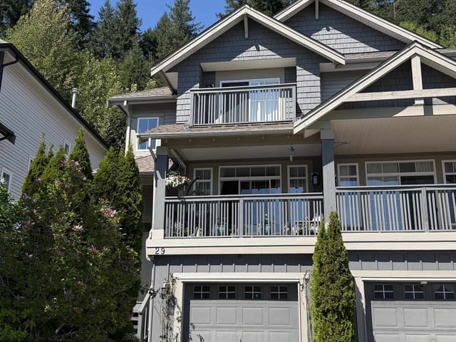 1/2 Duplex for sale in Port Moody, Port Moody, 29 Hickory Drive, 263142467 | Realtylink.org