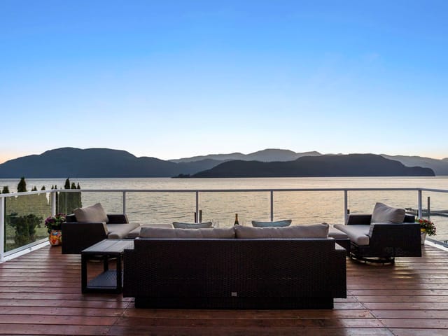 House for sale in Harrison Hot Springs, Harrison Lake, 7370 Rockwell Drive, 263142473 | Realtylink.org