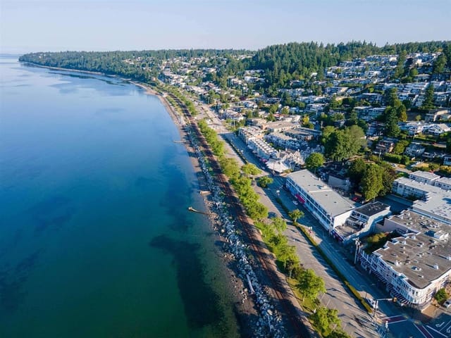 Apartment for sale in White Rock, South Surrey White Rock, 110 14881 Marine Drive, 263142528 | Realtylink.org
