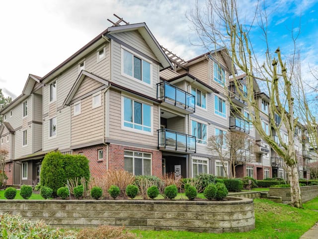 Apartment for sale in Surrey, South Surrey White Rock, 406 15368 17a Avenue Avenue, 263142564 | Realtylink.org