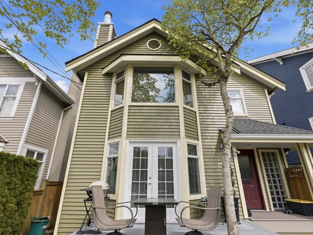 1/2 Duplex for sale in Vancouver, Vancouver West, 31 W 15th Avenue, 263142626 | Realtylink.org