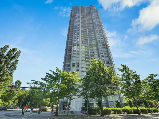 Apartment for sale in Surrey, North Surrey, 2702 13696 100 Avenue, 263142639 | Realtylink.org