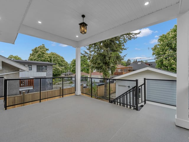 1/2 Duplex for sale in Vancouver, Vancouver East, 2617 McGill Street, 263142710 | Realtylink.org