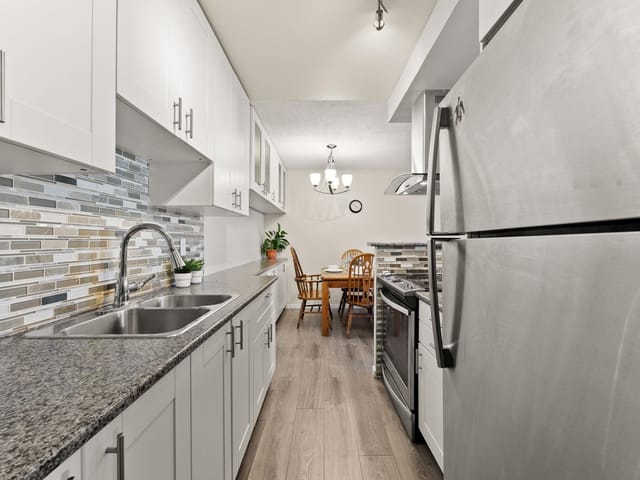 Apartment for sale in Burnaby, Burnaby South, 1202 6759 Willingdon Avenue, 263142754 | Realtylink.org