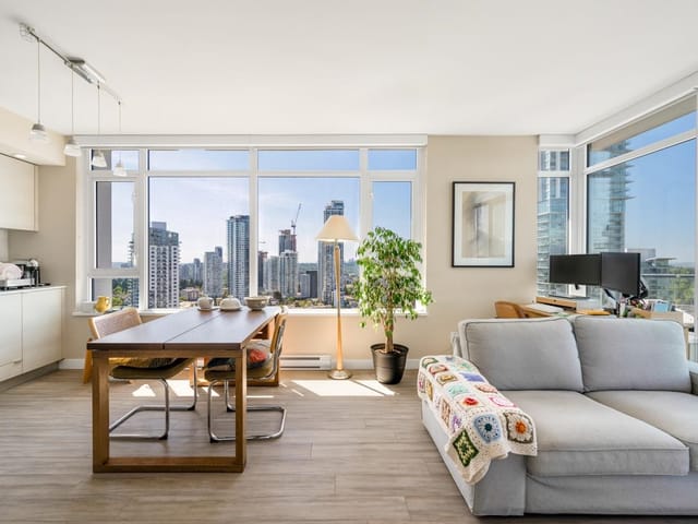 Apartment for sale in Coquitlam, Coquitlam, 2607 602 Como Lake Avenue, 263142786 | Realtylink.org