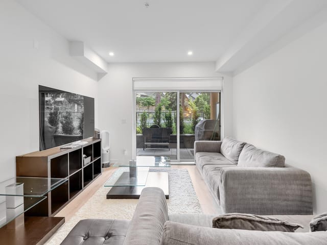 Apartment for sale in Surrey, South Surrey White Rock, 134 2635 King George Boulevard, 263142852 | Realtylink.org