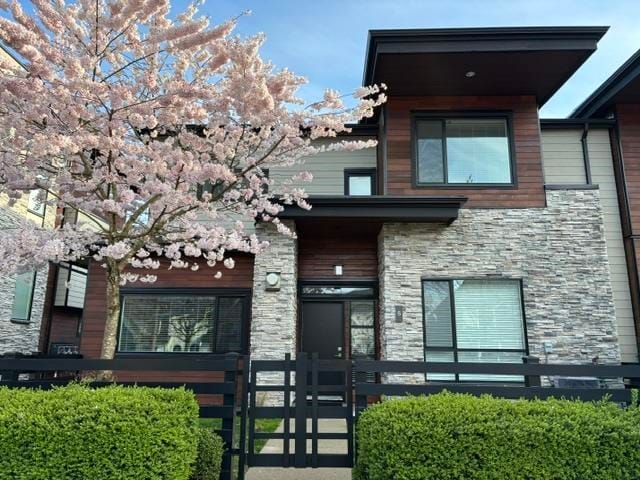 Townhouse for sale in Surrey, South Surrey White Rock, 5 15688 28 Avenue, 263142863 | Realtylink.org