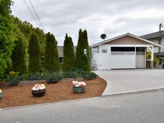 House for sale in Gibsons, Sunshine Coast, 484 Marine Drive, 263142881 | Realtylink.org