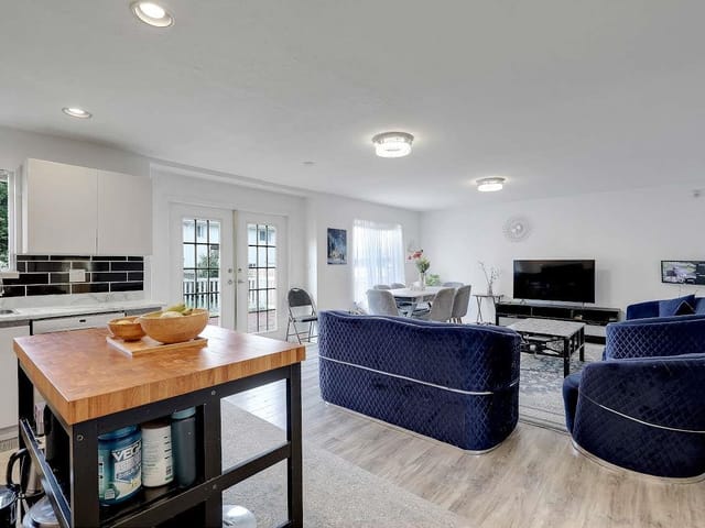 House for sale in Surrey, Surrey, 16123 86 Avenue, 263142940 | Realtylink.org