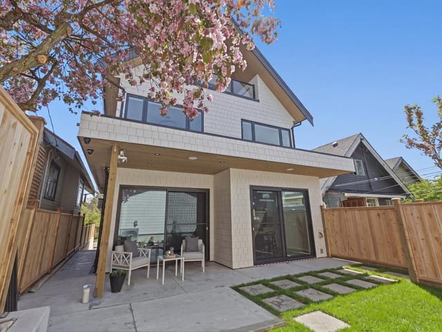 1/2 Duplex for sale in Vancouver, Vancouver East, 2 625 E 24th Avenue, 263142983 | Realtylink.org