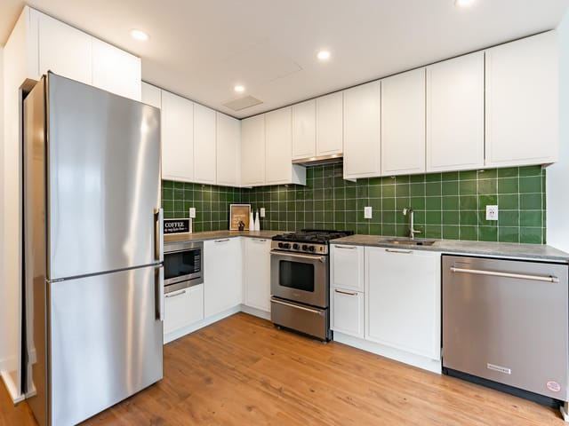 Apartment for sale in Coquitlam, Coquitlam, 402 648 Lea Avenue, 263143016 | Realtylink.org