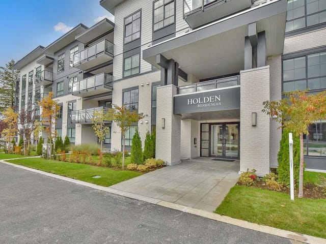 Apartment for sale in Surrey, South Surrey White Rock, #109 2425 166 Street, 263143067 | Realtylink.org