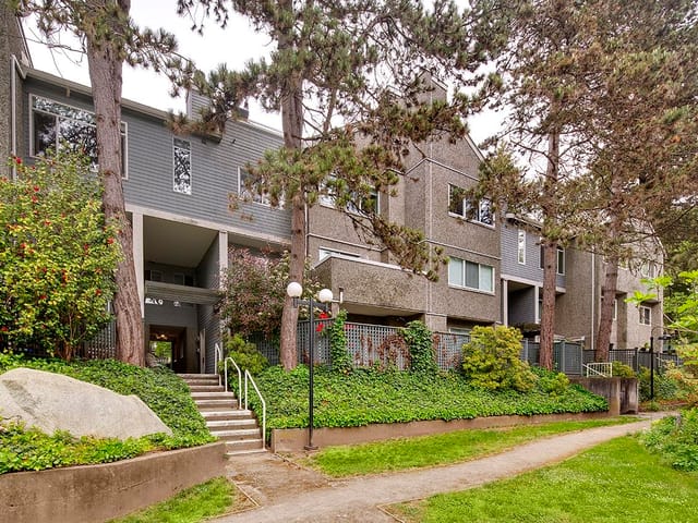 Townhouse for sale in Vancouver, Vancouver East, 3380 Marquette Crescent, 263143148 | Realtylink.org