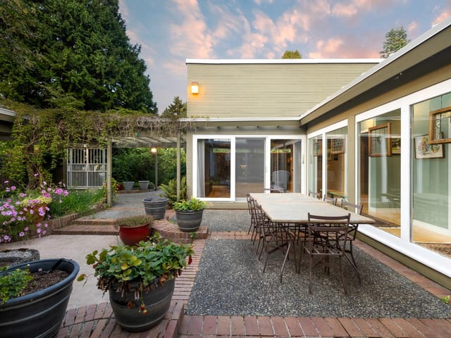 House for sale in Delta, Tsawwassen, 535 English Bluff Road, 263143203 | Realtylink.org