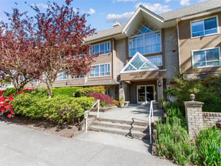 Apartment for sale in Surrey, South Surrey White Rock, 103 15375 17 Avenue, 263143211 | Realtylink.org
