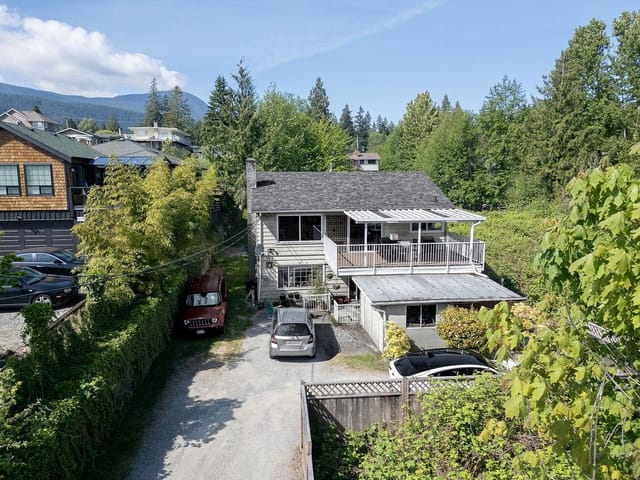 House for sale in Gibsons, Sunshine Coast, 710 Gibsons Way, 263143250 | Realtylink.org