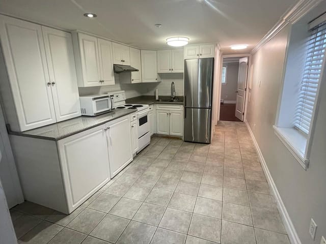 House for rent in Vancouver, Vancouver East, 4585 Commercial Street, 263143321 | Realtylink.org