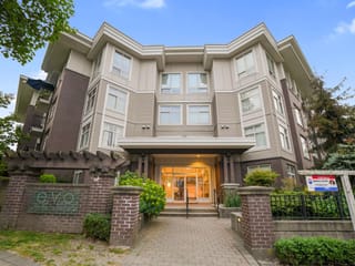 Apartment for sale in Surrey, North Surrey, 211 13555 Gateway Drive, 263143338 | Realtylink.org
