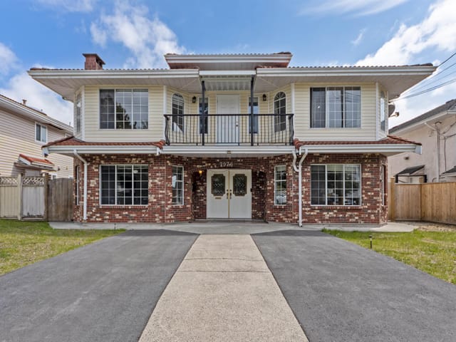 House for sale in Surrey, Surrey, 7976 122 Street, 263143389 | Realtylink.org