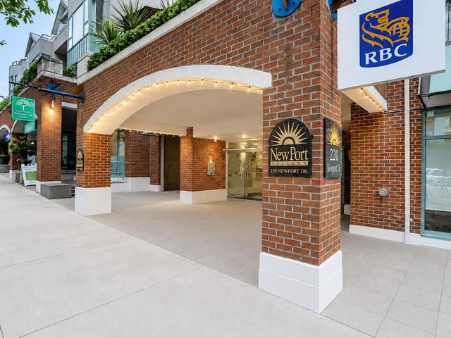 Apartment for sale in Port Moody, Port Moody, 402 220 Newport Drive, 263143493 | Realtylink.org