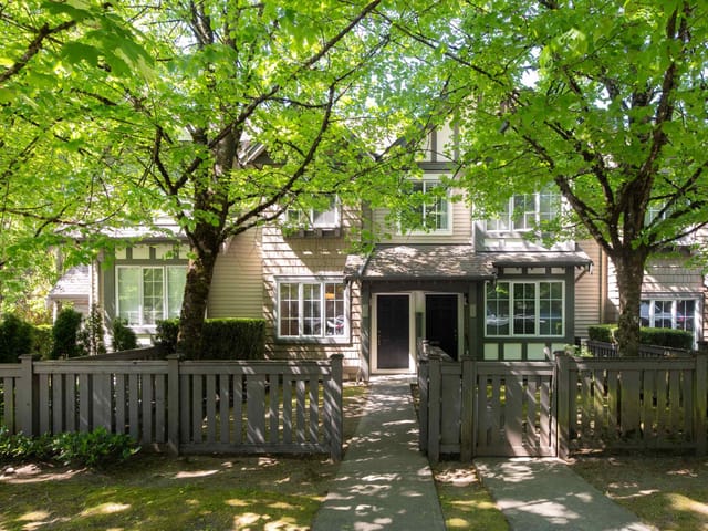 Townhouse for sale in Burnaby, Burnaby East, 2 8533 Cumberland Place, 263143605 | Realtylink.org