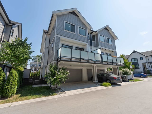 1/2 Duplex for sale in New Westminster, New Westminster, 108 Jardine Street, 263143647 | Realtylink.org
