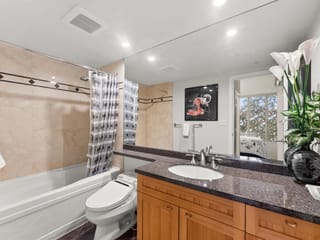 Townhouse for sale in Vancouver, Vancouver West, 1053 Marinaside Crescent, 263143683 | Realtylink.org