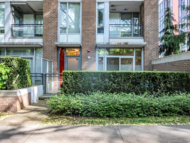 Townhouse for sale in Vancouver, Vancouver West, 2021 W 10th Avenue, 263143714 | Realtylink.org