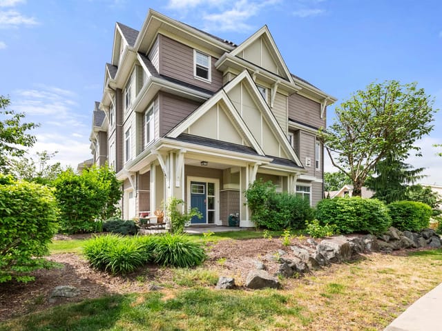 Townhouse for sale in Chilliwack, Sardis, 14 45290 Soowahlie Crescent, 263143747 | Realtylink.org
