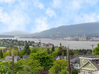 1/2 Duplex for sale in Vancouver, Vancouver East, 2 3645 Dundas Street, 263143766 | Realtylink.org