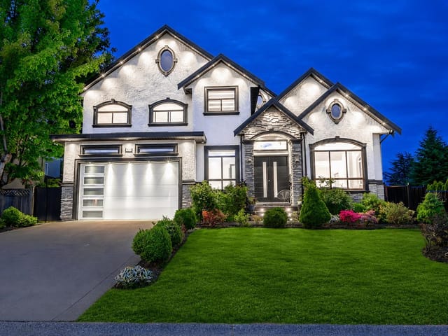 House for sale in Surrey, Surrey, 8670 Tunis Place, 263143820 | Realtylink.org