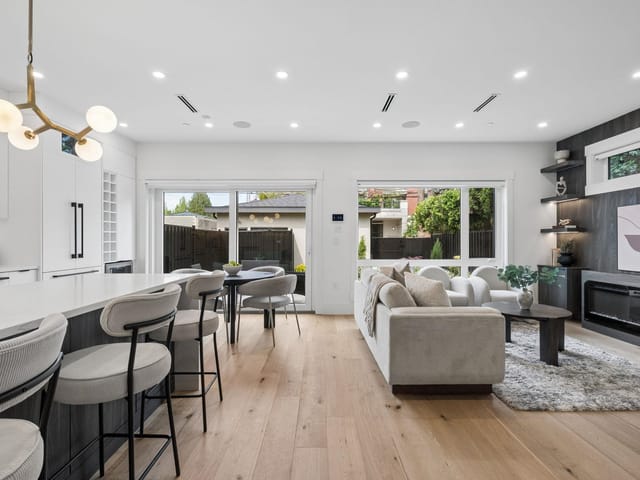 1/2 Duplex for sale in Vancouver, Vancouver West, 2 4549 W 11th Avenue, 263143931 | Realtylink.org