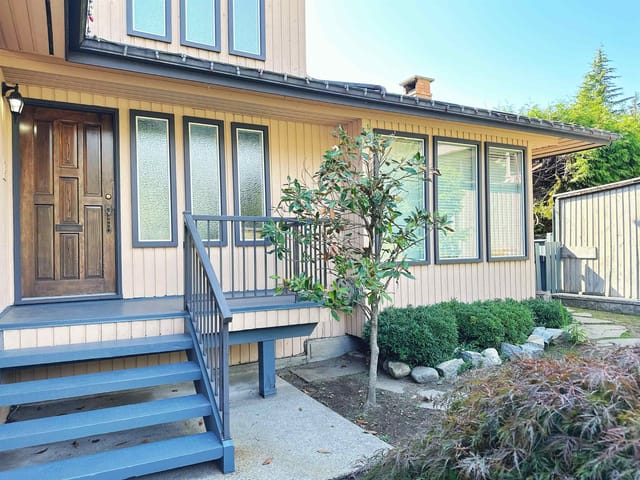 House for rent in North Vancouver, North Vancouver, Upper Level 3847 Prospect Road, 263144011 | Realtylink.org